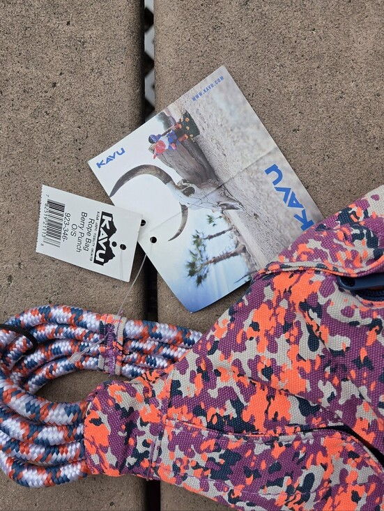 NEW Kavu Berry Punch Rope Sling Bag Purse Crossbody Multicolor Camo Purple Pink main image 6